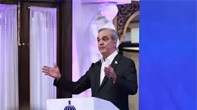 Presidente Abinader encabeza reunión de emergencia por avance de tormenta tropical Melissa