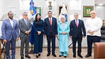 Yeni Berenice Reynoso imparte conferencia sobre protecci&oacute;n del patrimonio p&uacute;blico