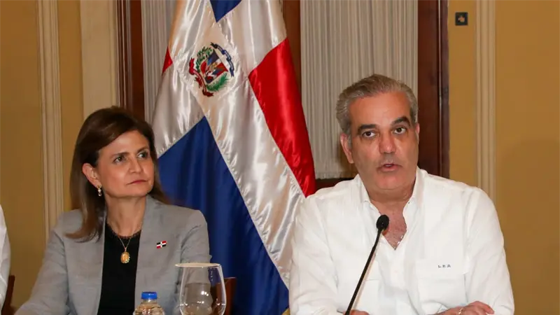 Abinader suspende docencia y labores por tormenta Melissa