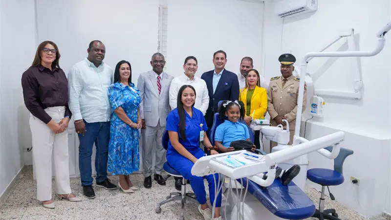 INABIE implementa servicio odontológico en centro educativo Damián David Ortiz
