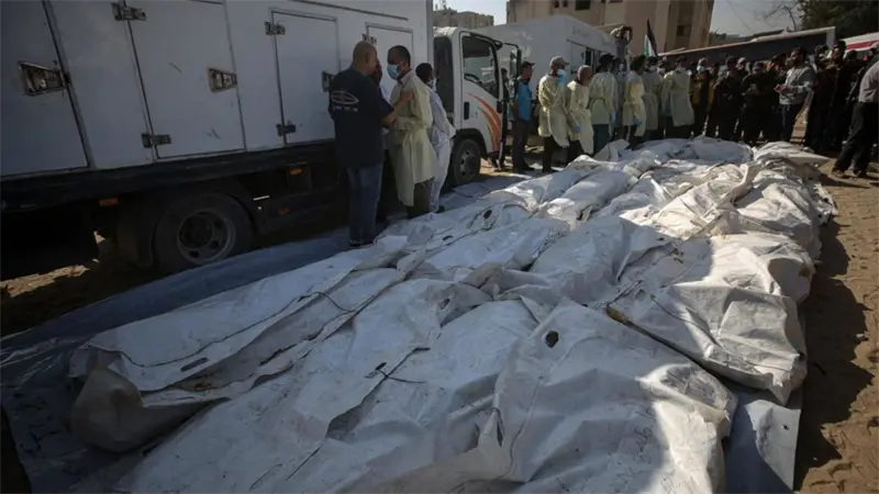 Gaza recibe los cuerpos de otros 30 palestinos, algunos con signos de maltrato y vendajes