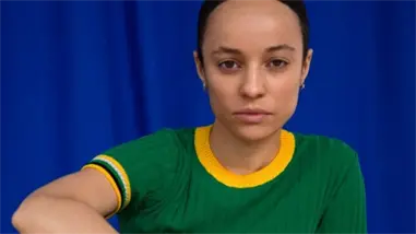 La británica Walles Bonner, de 35 años, nueva directora del prêt-à-porter hombre en Hermès