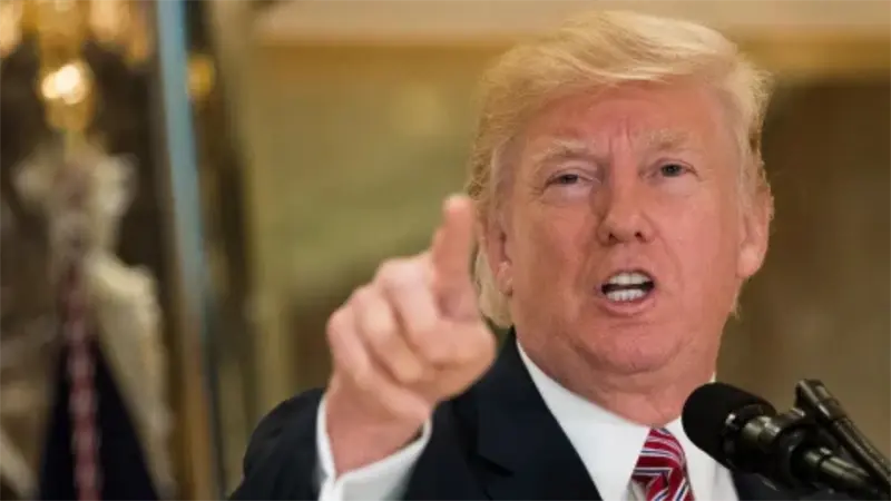 Trump reclama US$230 millones a funcionarios nombrados por él mismo por investigaciones en su contra
