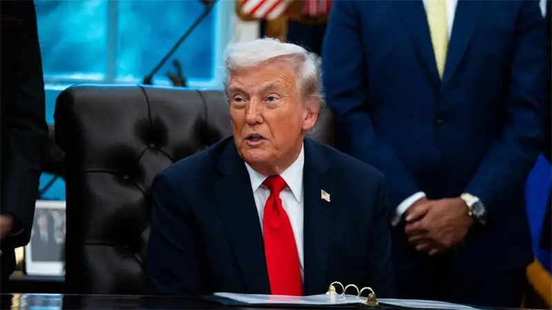 Trump reclama 230 millones de dólares por investigaciones federales en su contra