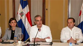 Gobierno extiende suspensión de labores y docencia por paso de la tormenta Melissa