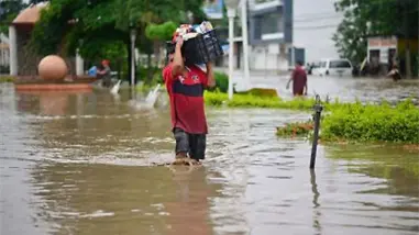 Asciende a 79 el número de muertos por intensas lluvias e inundaciones en México