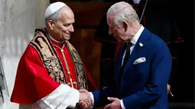 León XIV y Carlos III protagonizan un rezo histórico por la unidad cristiana
