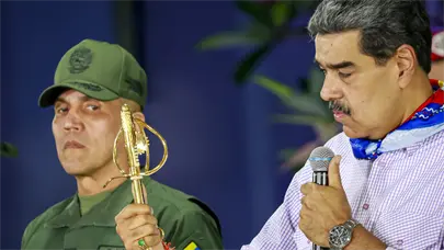 Maduro advierte que Venezuela cuenta con m&aacute;s de 5.000 misiles para la defensa antia&eacute;rea