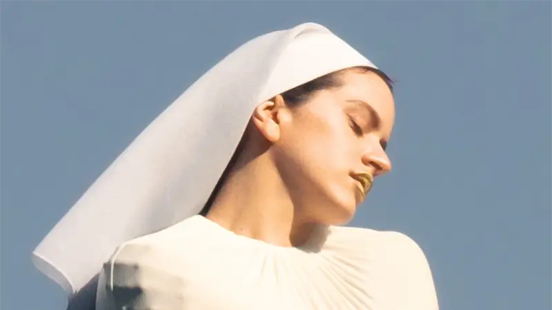 Rosalía deslumbra con el lanzamiento de su álbum LUX