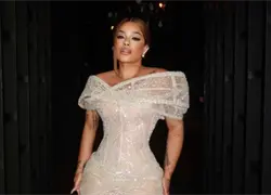 ¡La luna brilla esta noche! Así llega La Insuperable a los Latin Billboard 2025