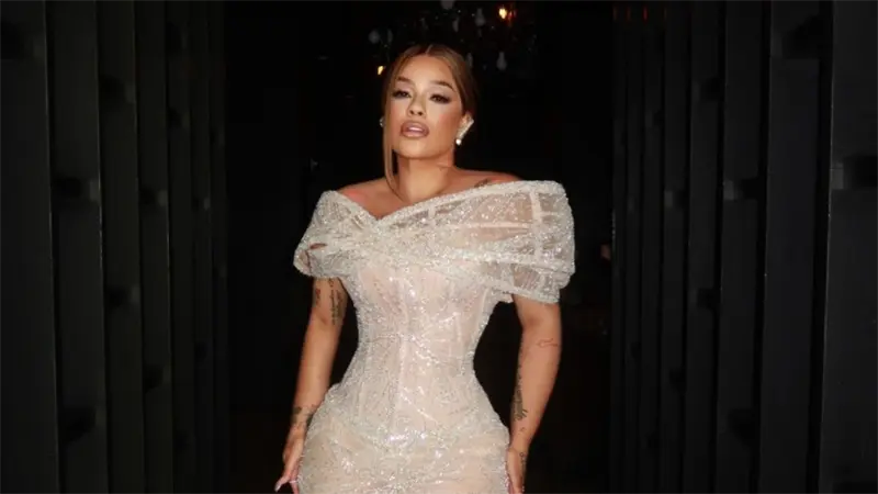 ¡La luna brilla esta noche! Así llega La Insuperable a los Latin Billboard 2025
