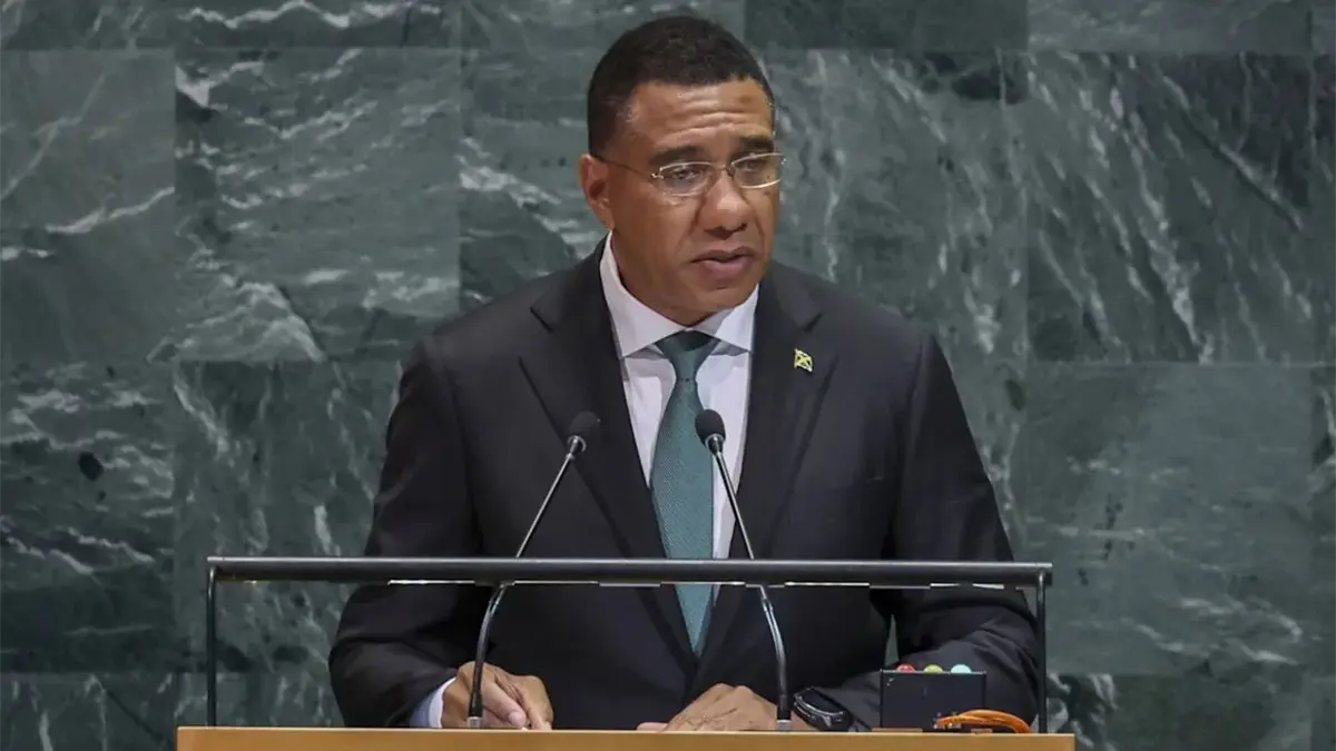 Primer ministro de Jamaica declara al país bajo amenaza ante el paso de Melissa