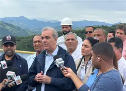 Abinader recorrió presas para evaluar riesgos por huracán
