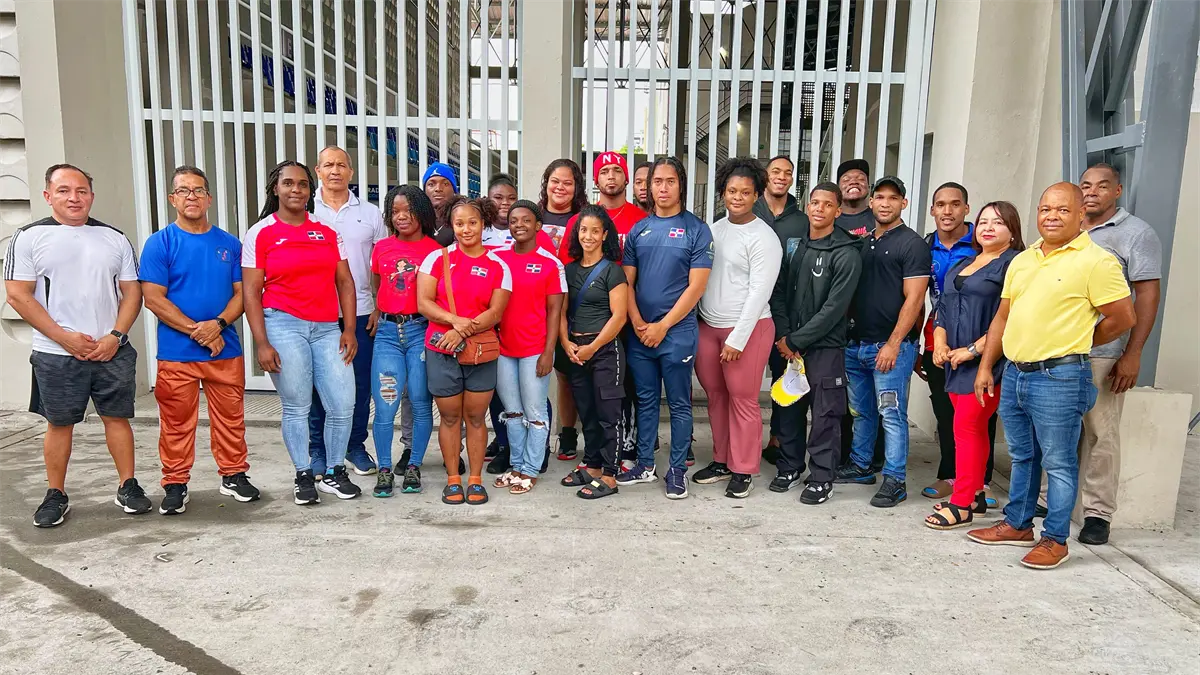Pesistas van a Jarabacoa para última base de entrenamiento