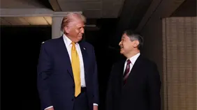 Trump realiza una visita a Japón llena de halagos, pero sin grandes avances comerciales