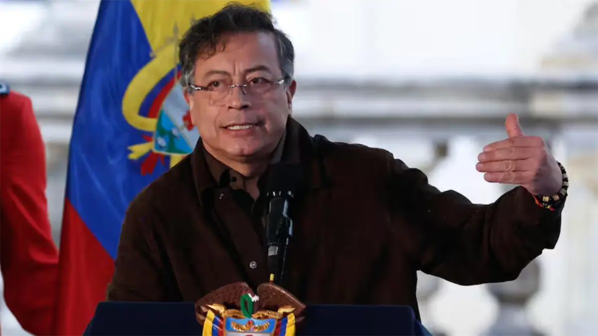 Petro viaja a Arabia Saudí, Egipto y Catar en una nueva gira por Oriente Medio