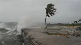 El huracán Melissa se refuerza y vuelve a subir a categoría 4 al acercarse a Cuba