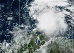 Huracán Melissa mantiene alerta roja en el suroeste de RD pese a bajar a categoría 1