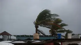 El huracán Melissa se aleja de Cuba rumbo a Bahamas