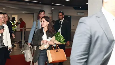 Arriba al pa&iacute;s Leah Francis Campos, nueva embajadora de Estados Unidos en RD