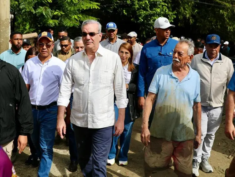 Presidente Abinader declara emergencia nacional por los efectos de la tormenta Melissa