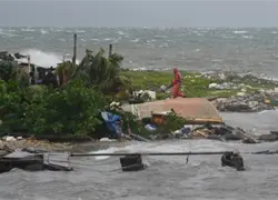 Dominicanos afectados por huracán Melissa en Jamaica retornarán al país