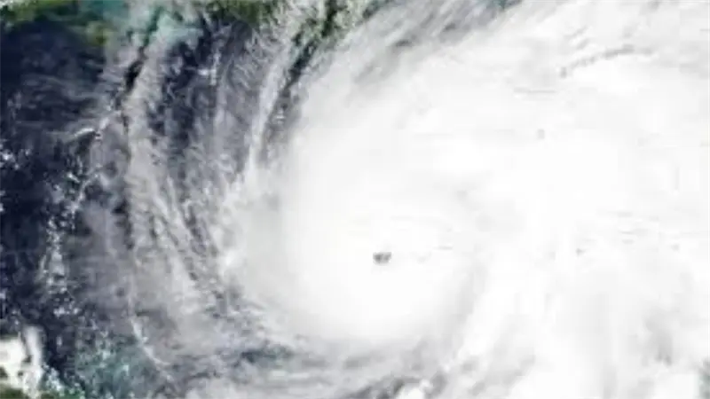 Huracán Melissa avanza hacia Bermudas; 24 provincias dominicanas en alerta