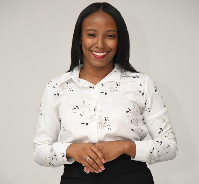 Karina Gamboa Karina Gamboa