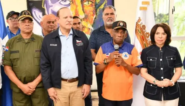 Defensa Civil destaca capacidad de respuesta y planificación de la Alcaldía de Santiago ante lluvias sin precedentes