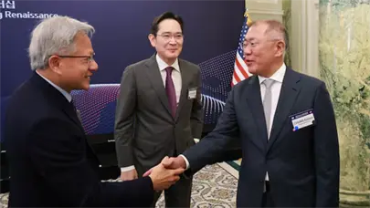 Los CEO de Samsung, Nvidia y Hyundai celebran su asociaci&oacute;n en IA con pollo frito en Se&uacute;l