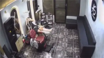 La realidad de sobreviviente del Jet Set tras regresar a trabajar con la pierna rota