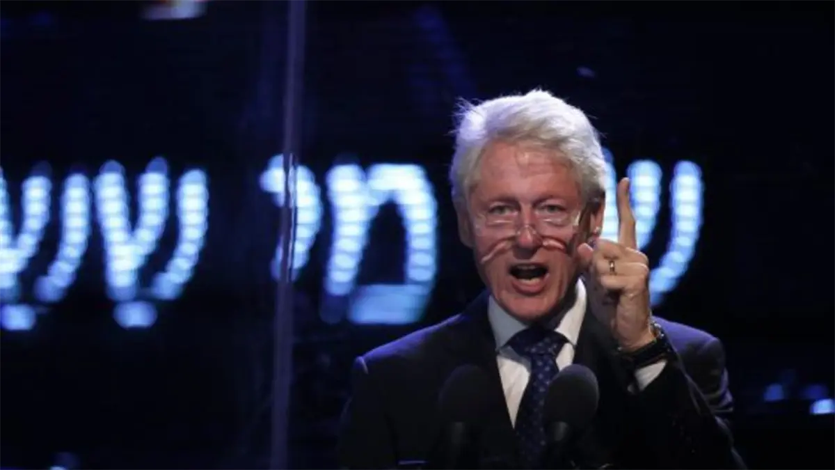 Decenas de miles de israelíes conmemoran el asesinato de Isaac Rabin en Tel Aviv