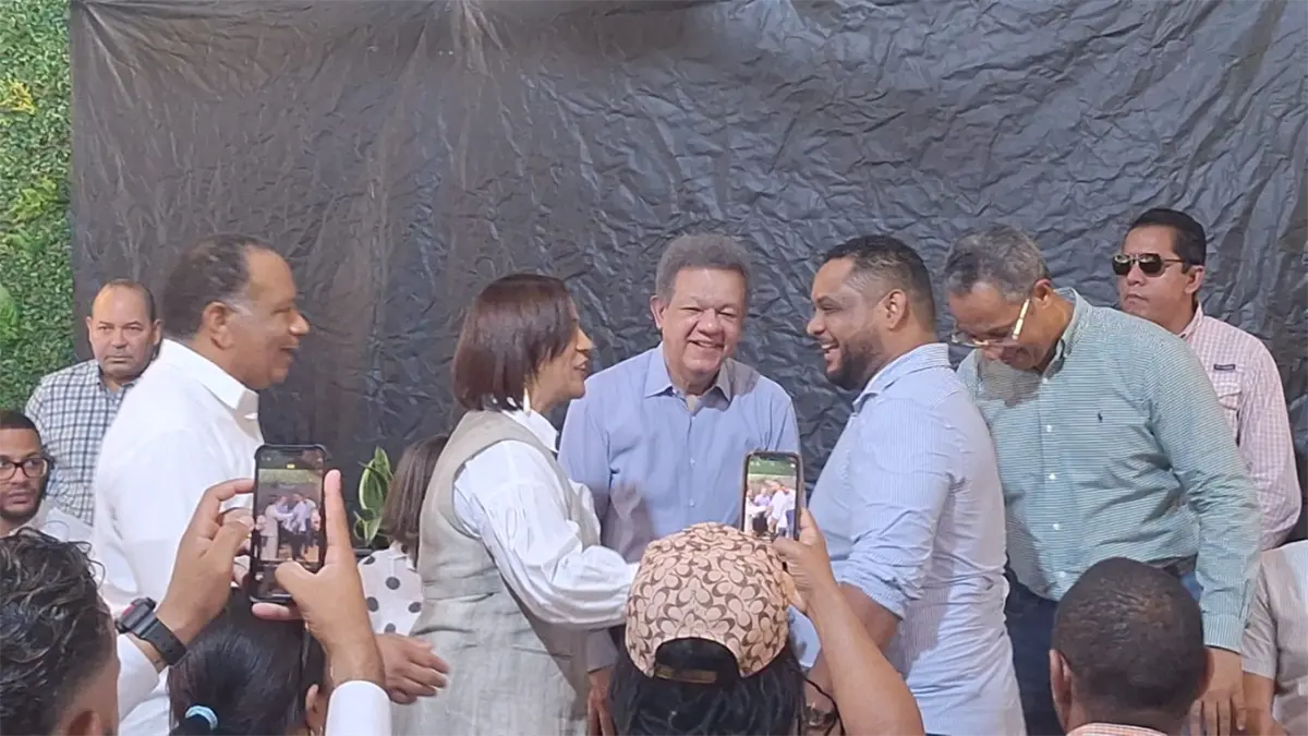 Leonel Fernández encabeza masiva juramentación de nuevos miembros en Monseñor Nouel