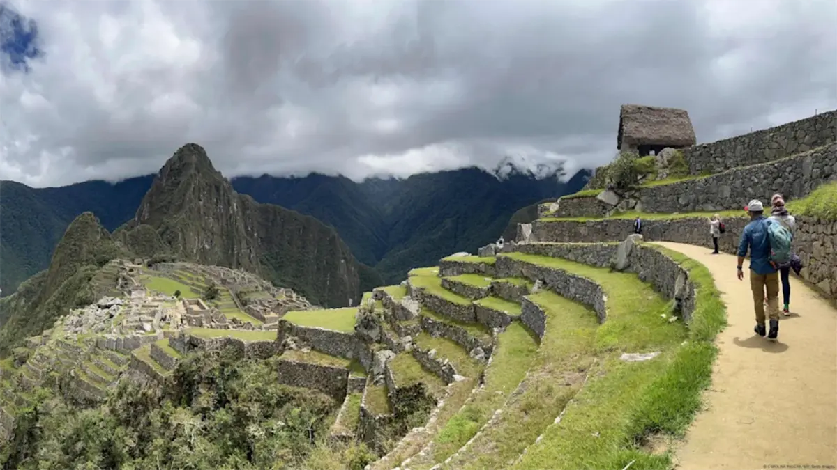 Machu Picchu volverá a recibir en 2026 hasta 5.600 visitantes por día en temporada alta