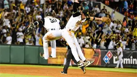 Águilas Cibaeñas lideran con Luis Pipe Urueta y sus 100 victorias