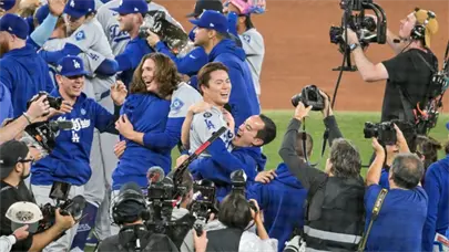 Rojas, los Hernández y Pagés, la valía latina en triunfo en la Serie Mundial