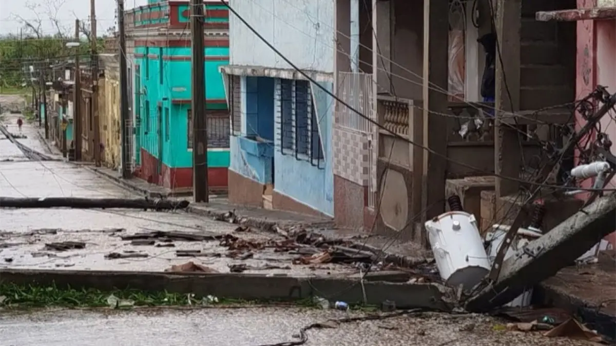 Cuba sufre este lunes largos apagones por la crisis energética y los destrozos de Melissa