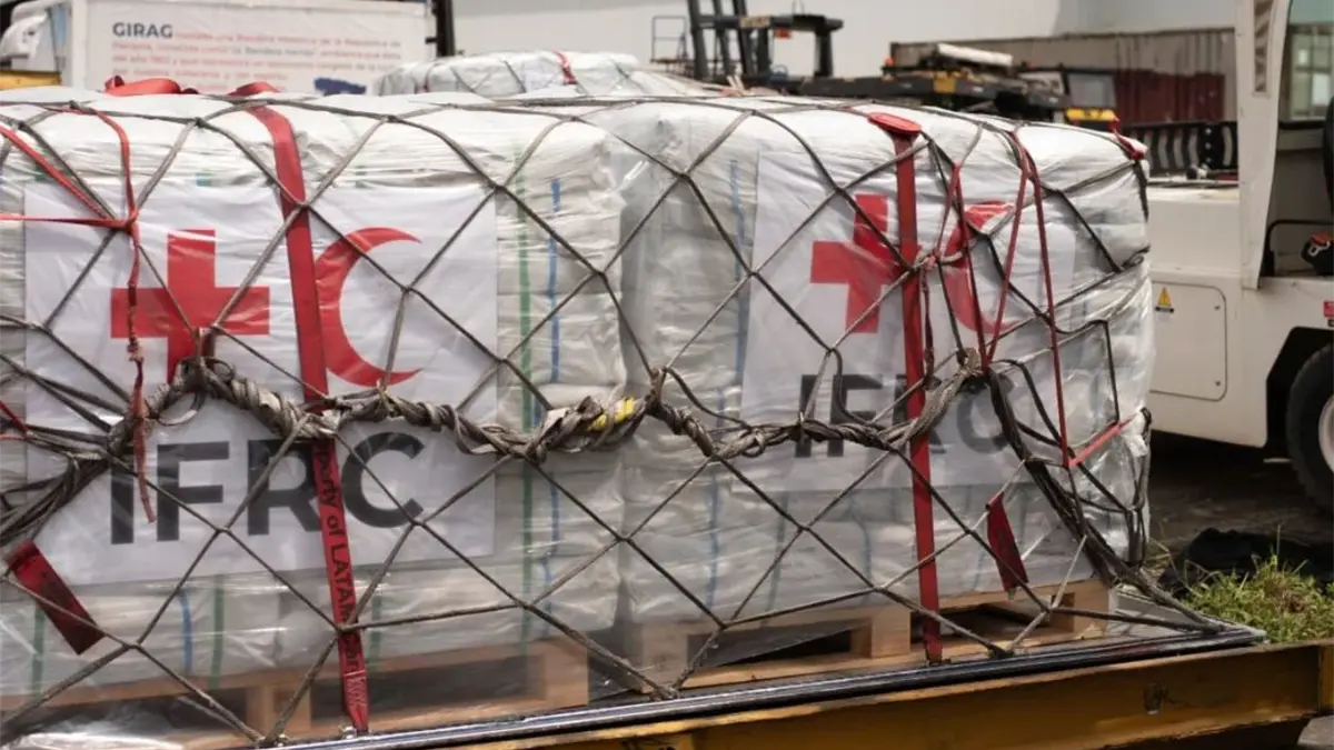 Llegan a Cuba 20 toneladas de ayuda de la Cruz Roja para damnificados del huracán Melissa