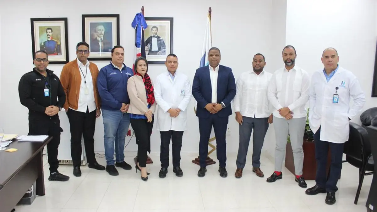 Hospital Ney Arias Lora fortalece red nacional de trauma con intercambio de gestión junto al hospital de Higüey