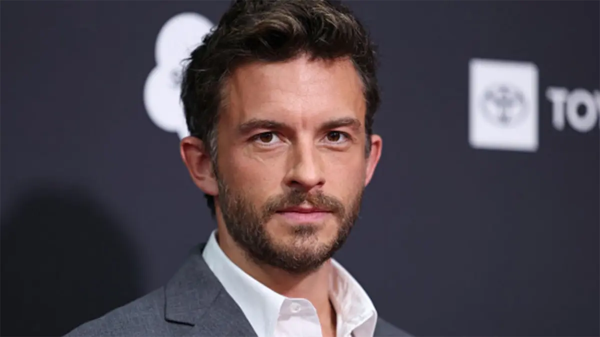 Jonathan Bailey, el hombre más sexy del mundo 2025 según la revista People