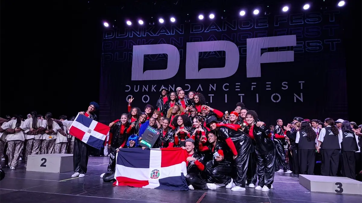 Royalty Dance Crew se corona con medalla de oro en Dunkan Dance Fest International
