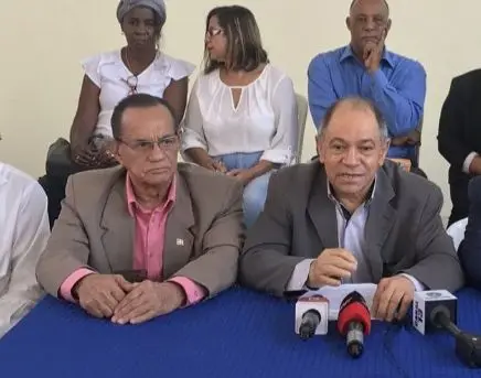 Sindicalistas respaldan propuesta de Omar Fernández sobre impuestos a salarios