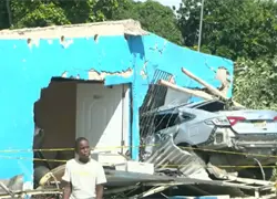 Tanque de agua de INAPA colapsa y deja heridos
