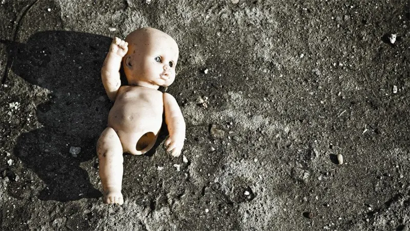 Hombre y una mujer a prisión por captar niñas para abusarlas sexualmente en Santiago