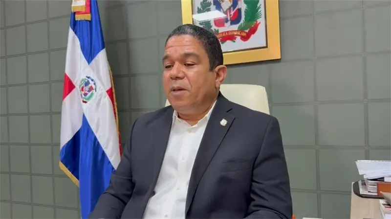 Senador Moisés Ayala afirma que caso de hombre desnudo en la Kennedy revela urgencia de reformar la Ley de Salud Mental