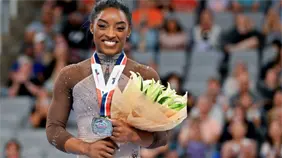 Simone Biles cuenta que se ha operado el pecho y se ha hecho otros dos retoques estéticos