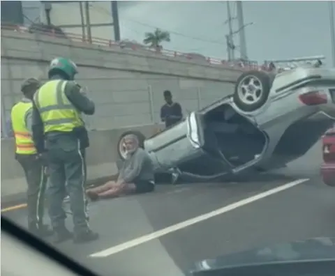 Un herido por caída de vehículo en paso a desnivel de Pintura