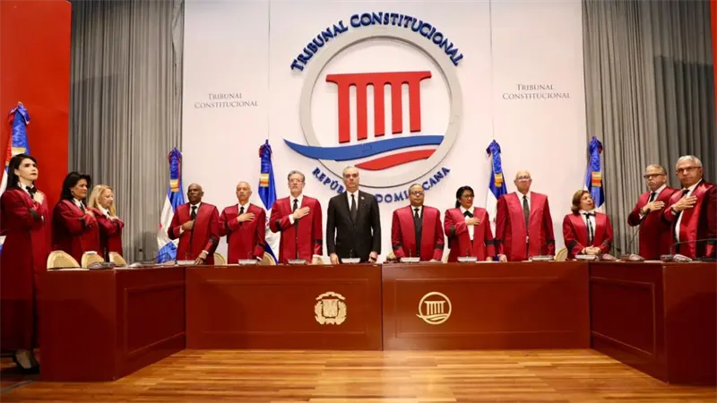 Abinader encabeza actos por el 181 aniversario del Día de la Constitución