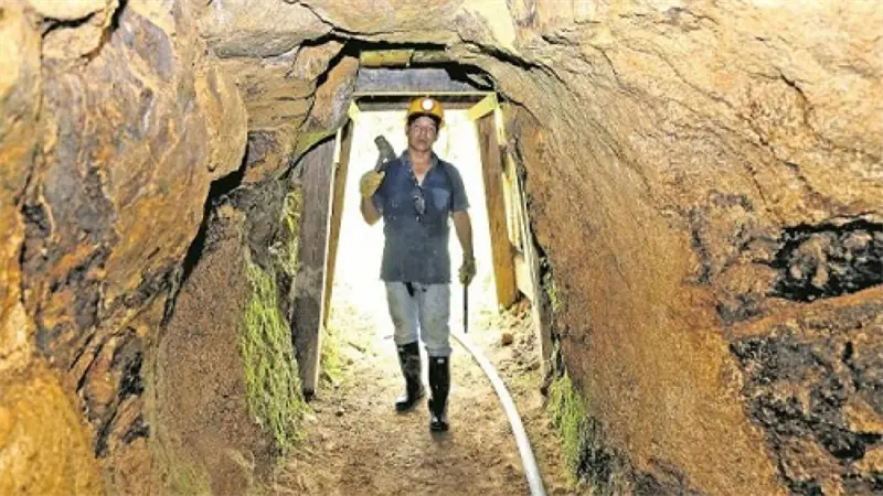 Asesinan a cinco trabajadores de una mina de oro en una masacre en el norte de Colombia