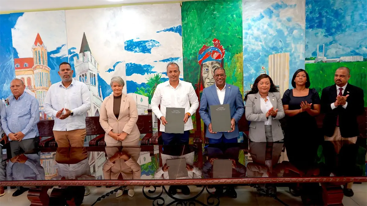 IDOPPRIL y Cámara de Comercio fortalecen seguridad laboral en San Pedro de Macorís